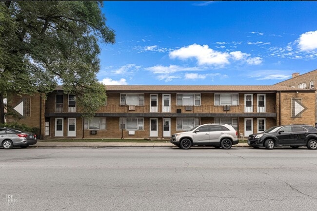 Photo - 2600 S 59th Ave Apartment Unit 7