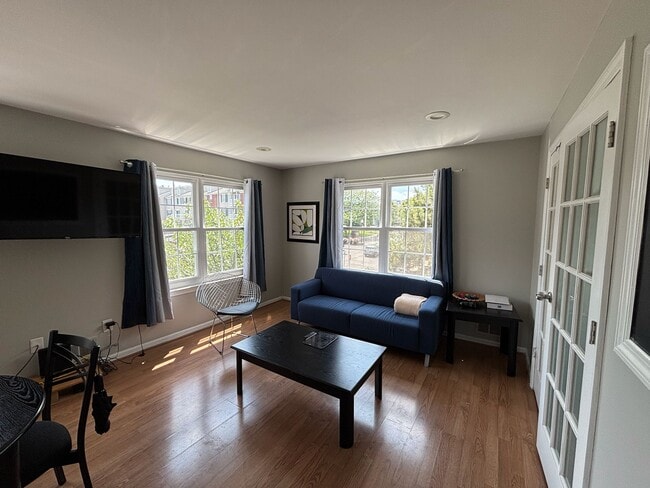 Photo - 35 Rutgers Dr