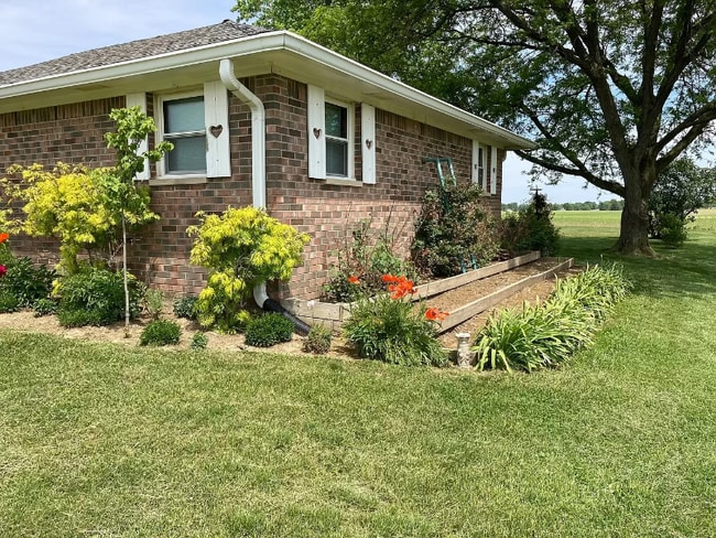 Photo - 286 Co Rd 150S