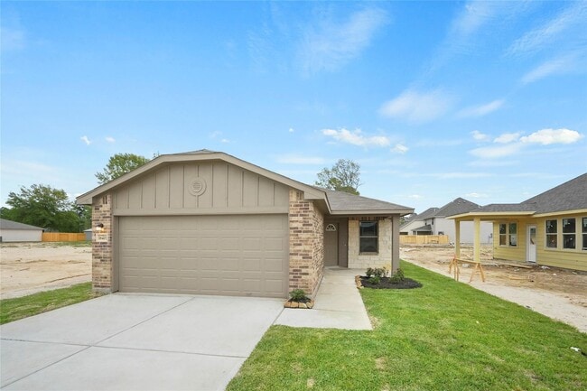 Building Photo - 18407 Christine Elizabeth Ln