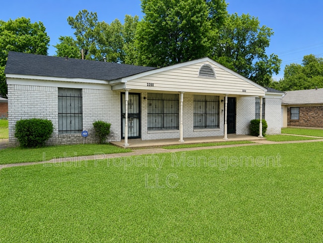 Building Photo - 3392 Barron Ave