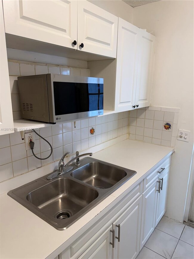 Photo - 1812 Coolidge St Unit 1