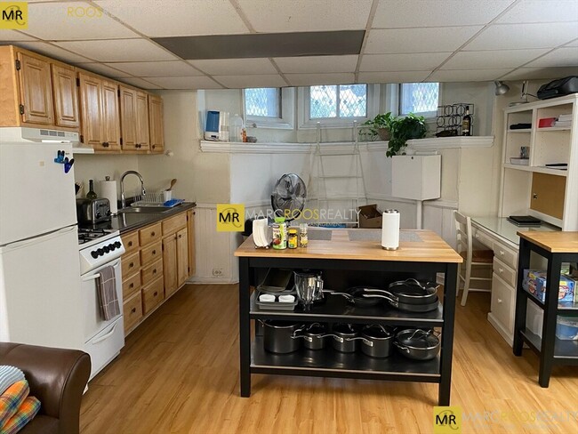 Photo - 172 Marlborough St Rental