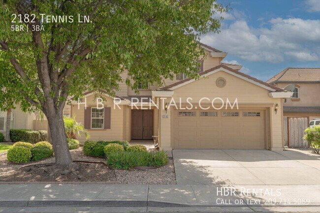 2182 Tennis Ln