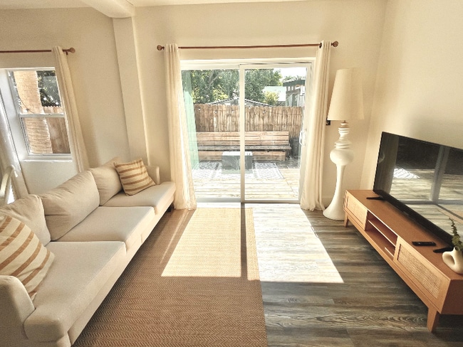 Photo - 679 NE 87th St