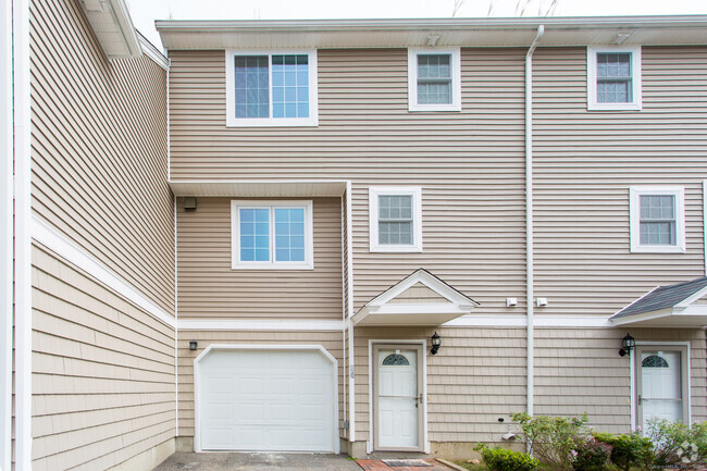 Building Photo - 34 Liberty Dr Unit 34 Rental