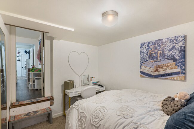 Photo - 929 11th St Unit 3