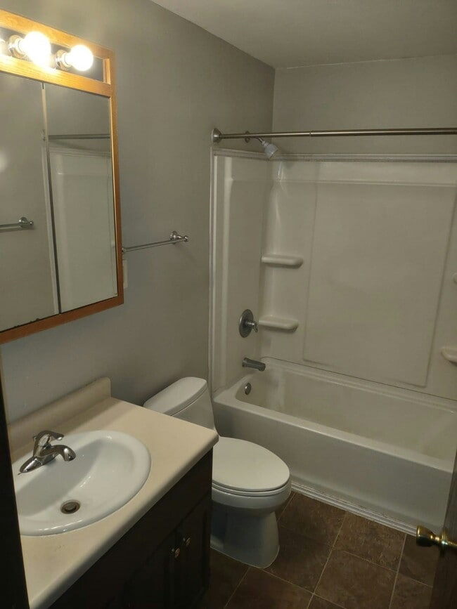 Photo - 2000 Warren St Unit 9
