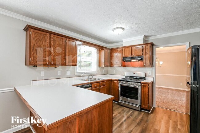 Photo - 1817 Emerson Lake Cir