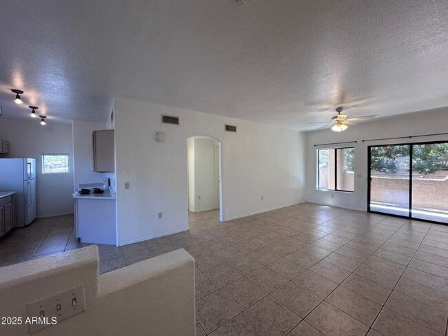 Building Photo - 13818 N Saguaro Blvd Unit 101 Rental