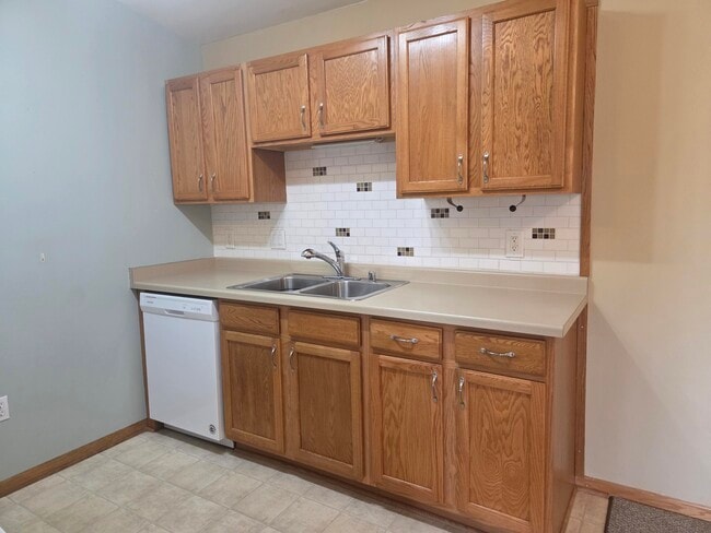 Photo - 2825 11th Pl