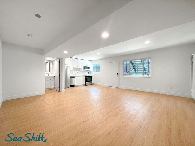 Photo - Sea Skiff Apartments – Best Ocean View in Hermosa Beach