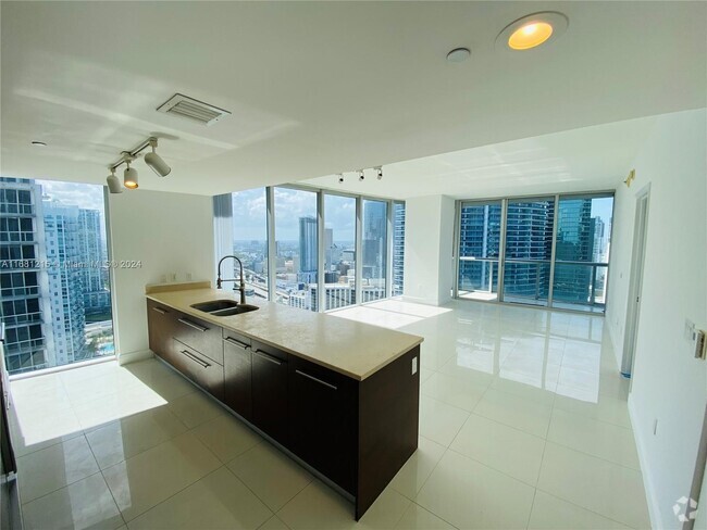 Building Photo - 475 Brickell Ave Rental