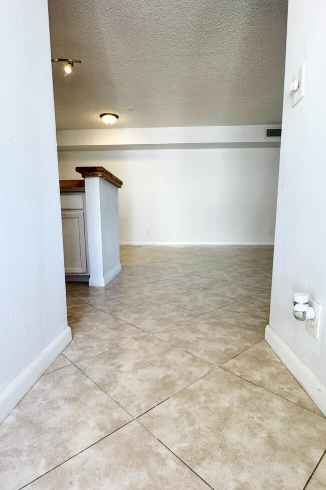 Photo - 14893 Wedgefield Dr Unit 204
