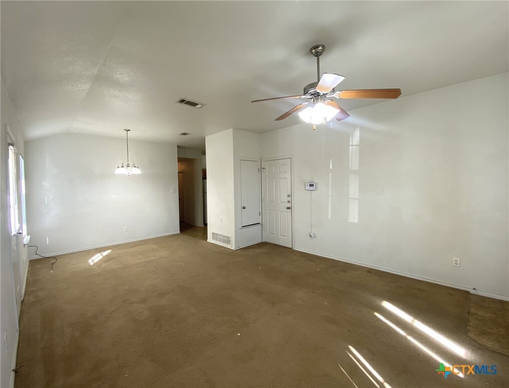 Photo - 2910 Ashley Dr
