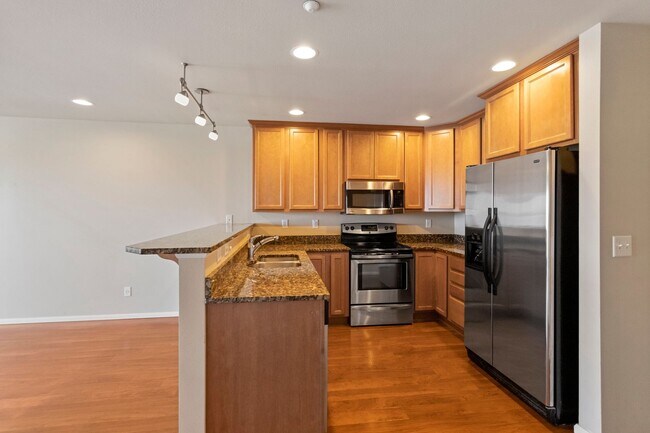 Photo - 3 Bed 3 Bath - Views - NAS Whidbey - Island Hospital