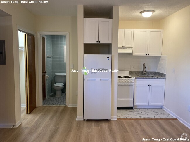 Building Photo - 2018 Commonwealth Ave Unit 9 Rental