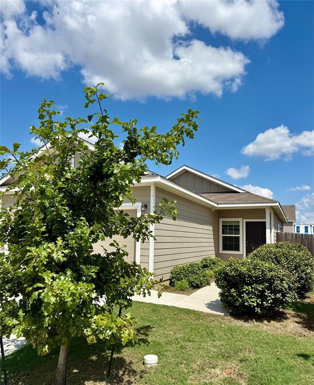 1104 Minnow Ln