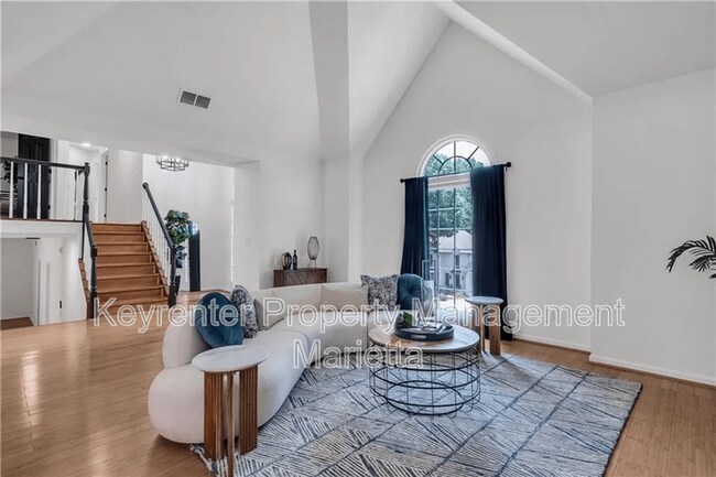 Photo - 991 Gentry Ln