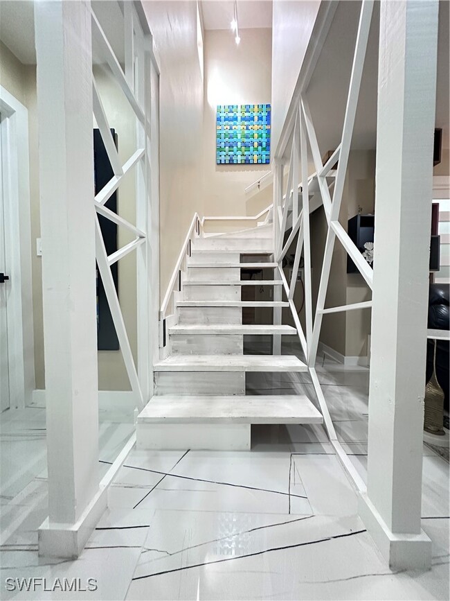 Photo - 1107 1st St S