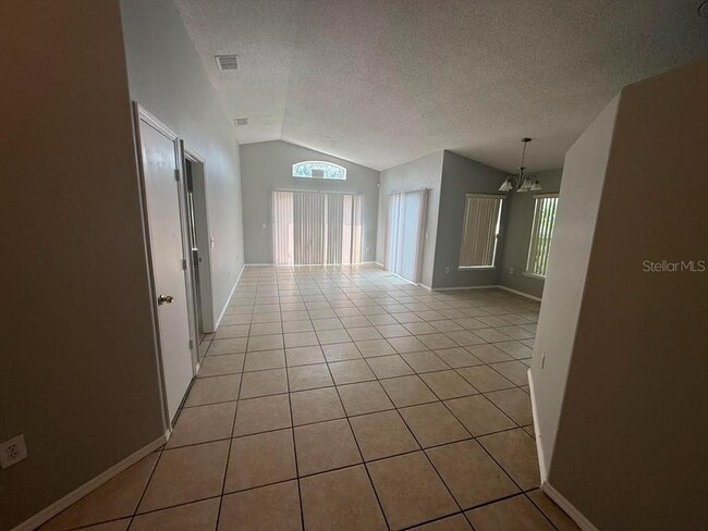 1440 Timberbend Cir