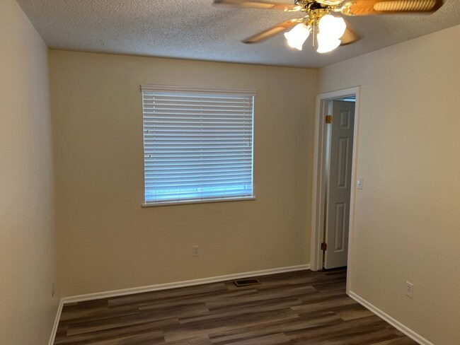 Photo - Spacious and Charming Lakewood Home with HUGE yard!