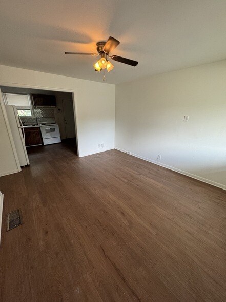 Photo - 301 Bridge Ave