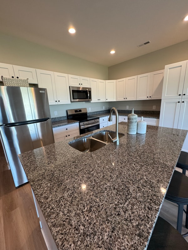 Photo - 301 Crest Dr