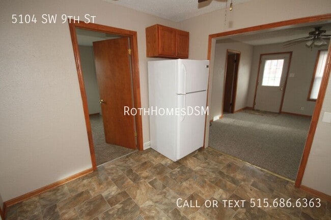 Photo - 5104 SW 9th St