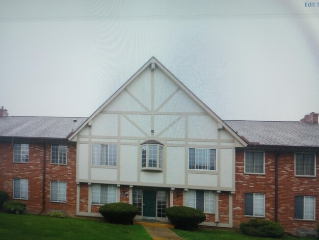 Photo - 30224 Southfield Rd Condo Unit A246