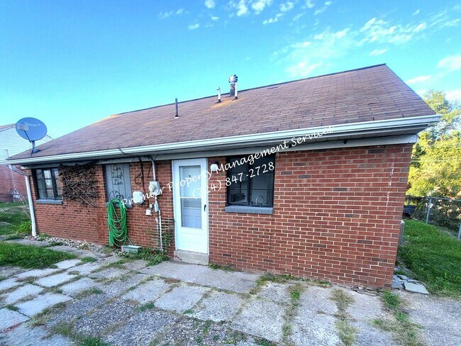 Building Photo - 2435 Brodhead Rd