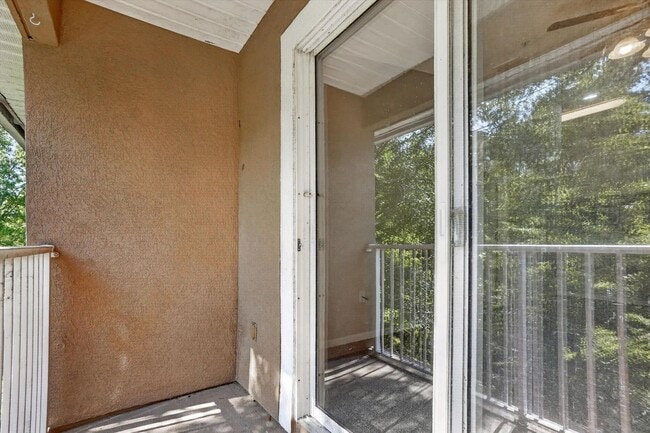 Photo - 7920 Merrill Rd