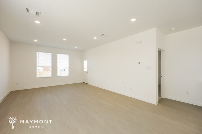 Photo - 403 Kayden Ct