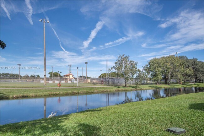 Photo - 1155 Coral Club Dr Unit 1155