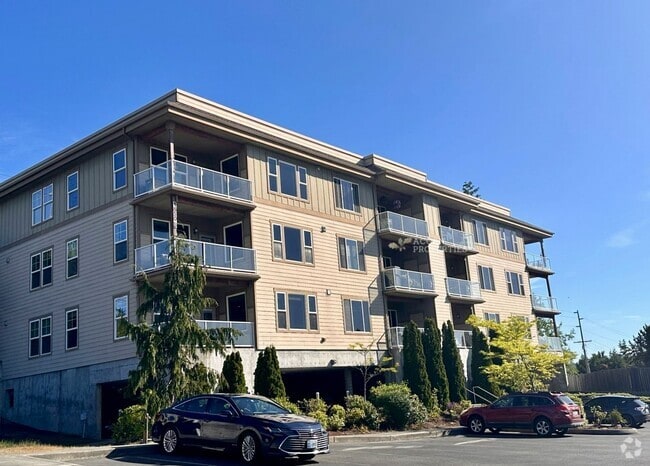 Building Photo - 1850 SW Scenic Heights St Unit B103 Rental