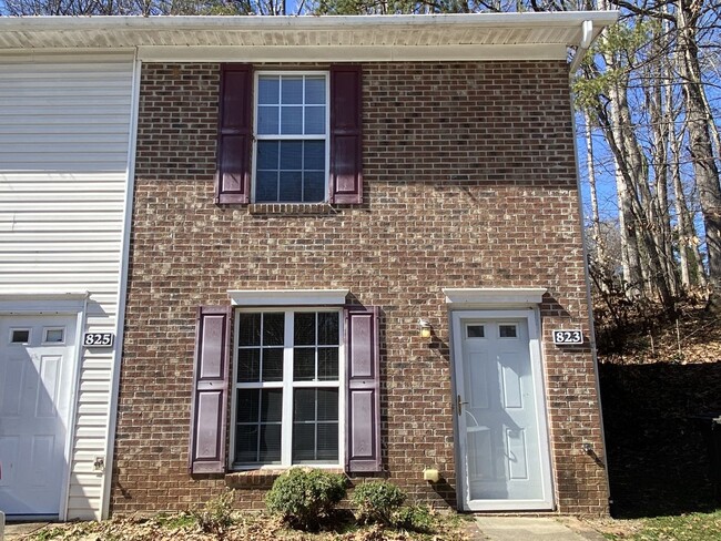 Photo - 823 Brickwood Ct Townhome