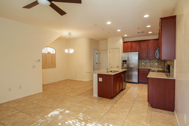 Photo - 2390 E Blue Diamond Dr