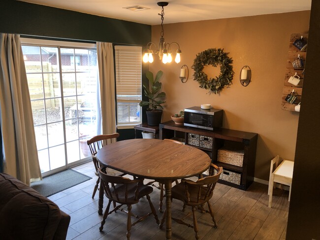 Photo - 4247 W Cheyenne Dr