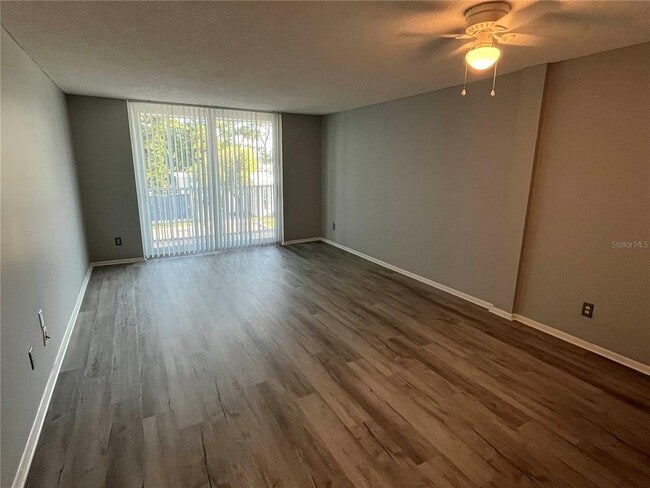 Photo - 2700 Coconut Bay Ln Unit 429 (2K)