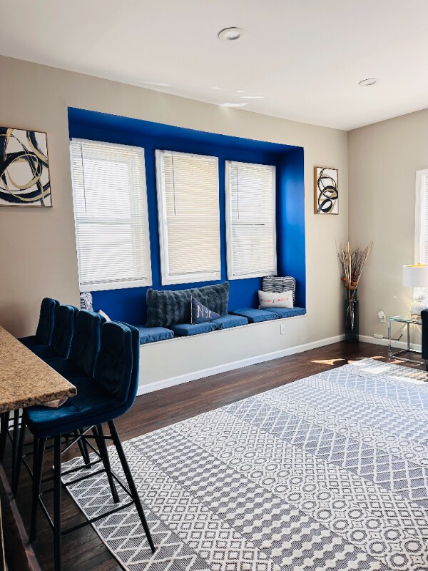 Photo - 41 Montrose St Unidad Right Side