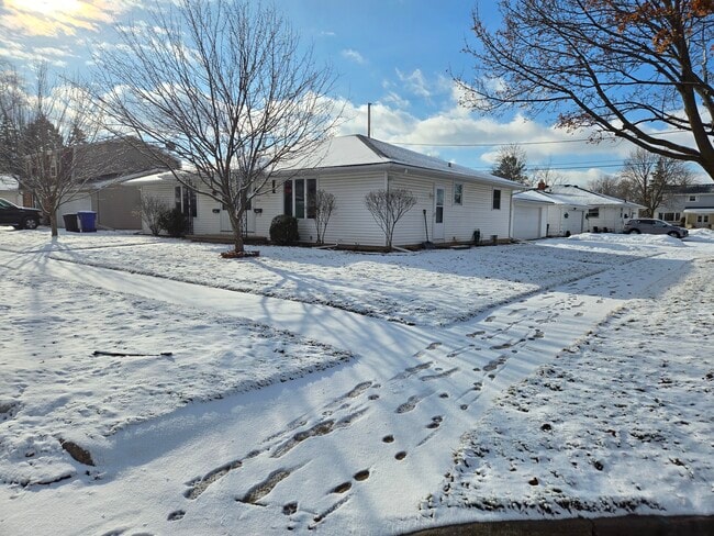 Photo - 2709 Hillwood Ct