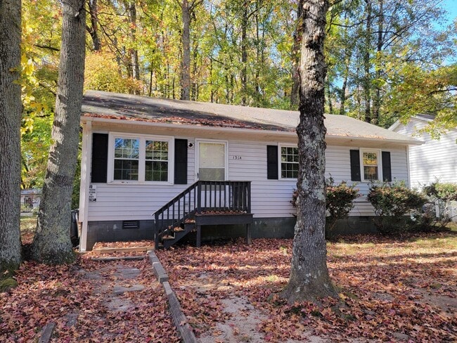 Building Photo - 135 Aunt Mary Ave Unit A