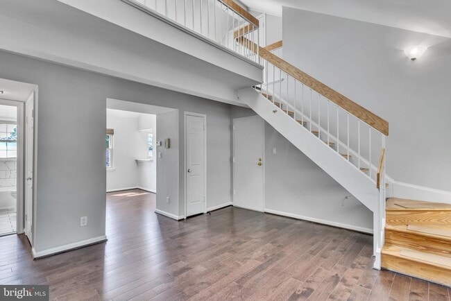 Photo - 525 Bashford Ln Unidad 5