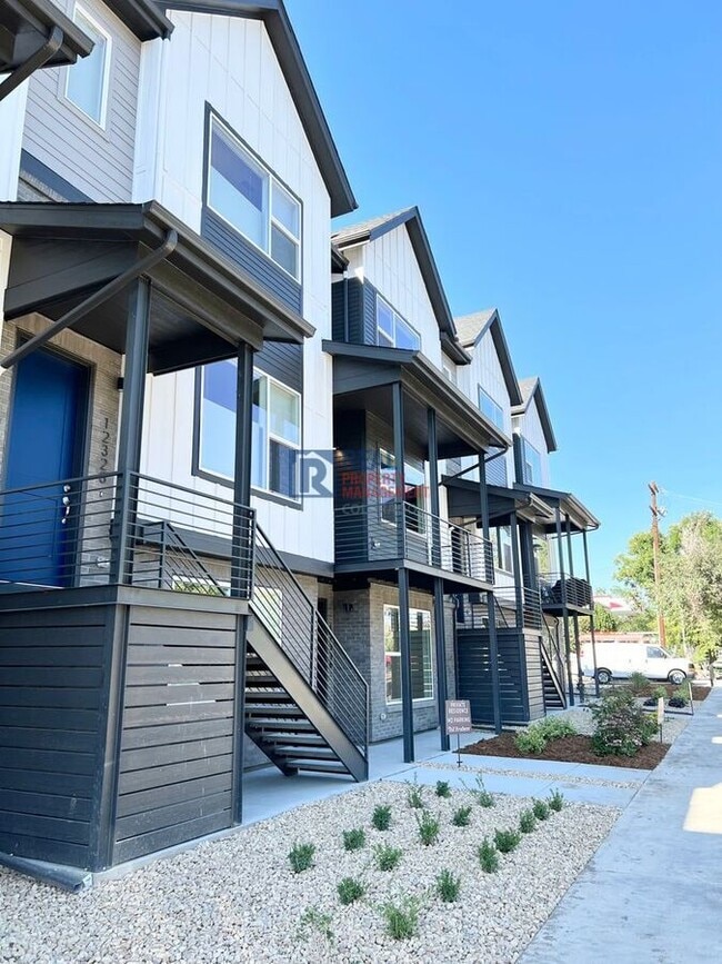 Building Photo - 12328 W 52nd Ave Rental