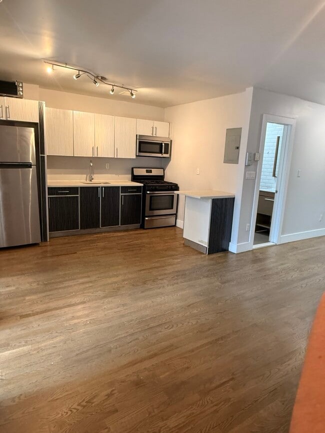 Photo - 821 Madison St Unit 3