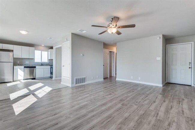 Photo - 8401 Garcreek Cir Townhome