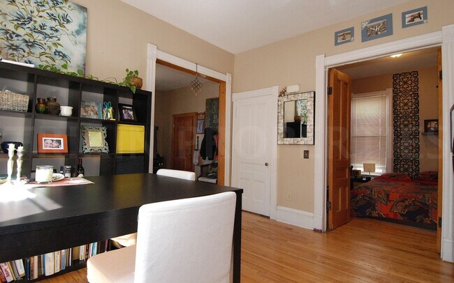 Photo - 2533 Lyndale Ave S Unit 2533-1