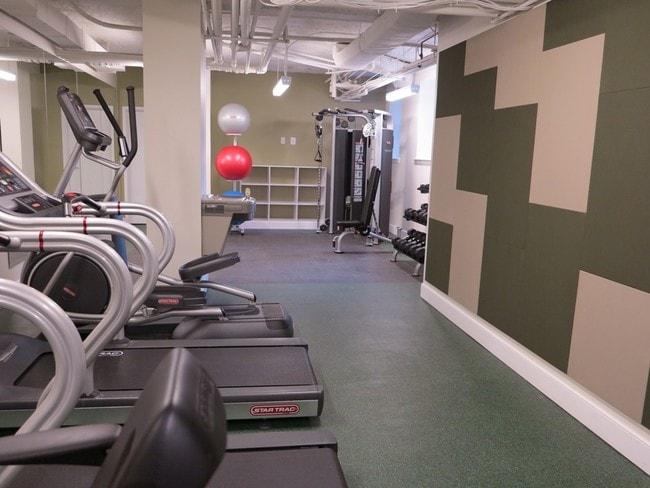 Gimnasio abierto las 24 horas - The Normandie