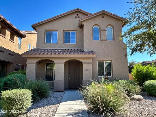 Building Photo - 9123 W Meadow Dr