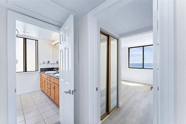 Photo - 1140 E Ocean Blvd Apartments